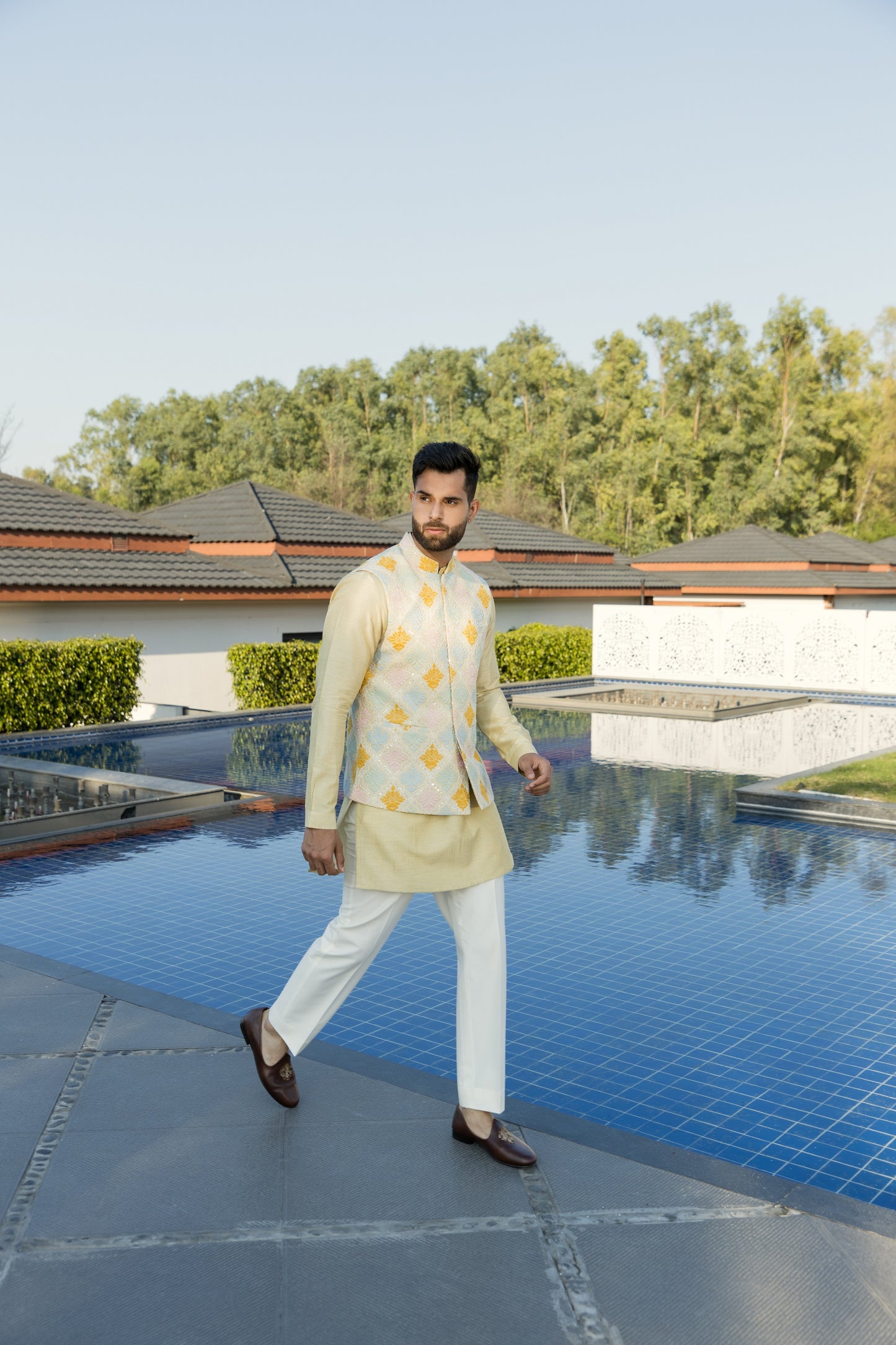 The yellow bundi set, crafted from luxurious silk fabric